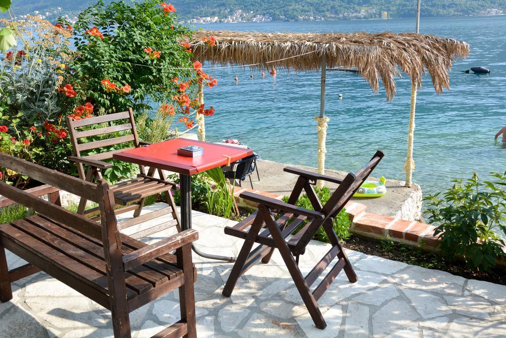 Apartments Krivokapic Perast Exterior photo